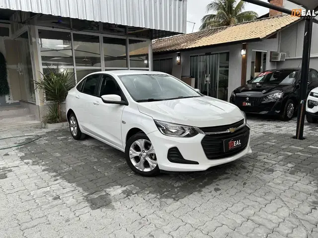 Carro Chevrolet Onix Plus 2023 LT 1.0