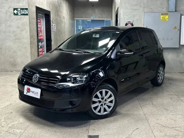 Carro Volkswagen Fox 2012 1.0 VHT (Flex) 4p