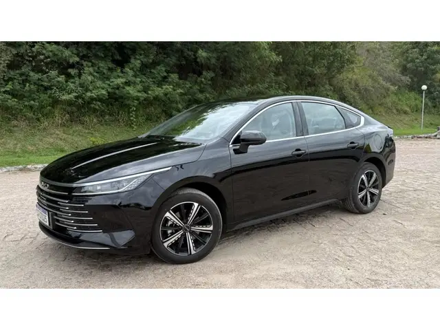 Carro BYD King 2025 DM-i GS