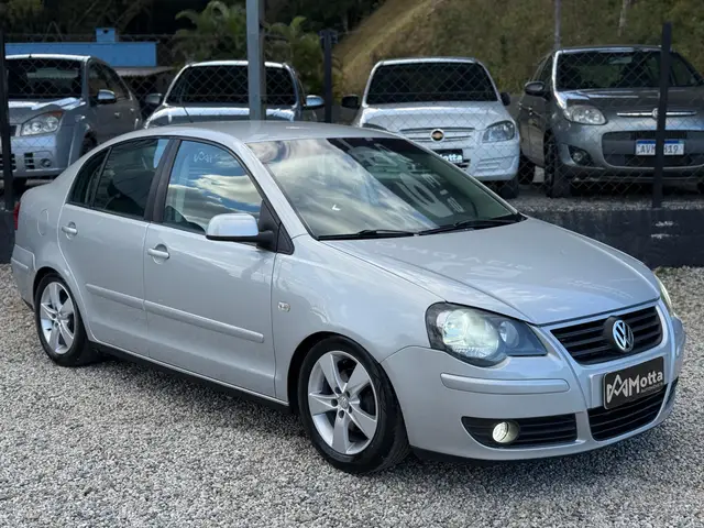 Carro Volkswagen Polo Sedan 2008 1.6 8V (Flex)