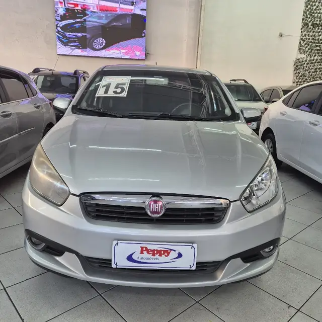 Carro Fiat Grand Siena 2015 Evo Attractive 1.4 8V (Flex)