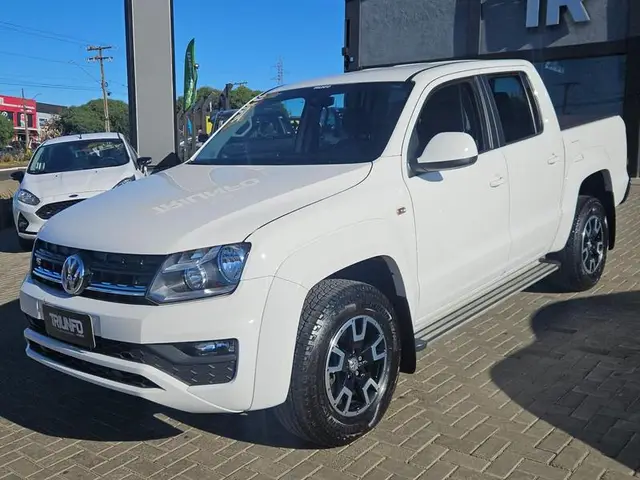 Carro Volkswagen Amarok 2023 Comfortline 3.0 V6 CD 4x4 TDi (Aut)