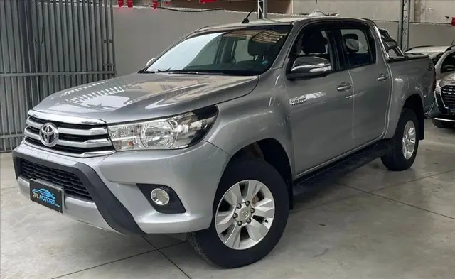Carro Toyota Hilux Cabine Dupla 2016 Hilux 2.8 TDI SRV CD 4x4 (Aut)