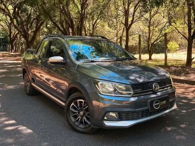Carro Volkswagen Saveiro 2017 Cross 1.6 16v MSI CE (Flex)