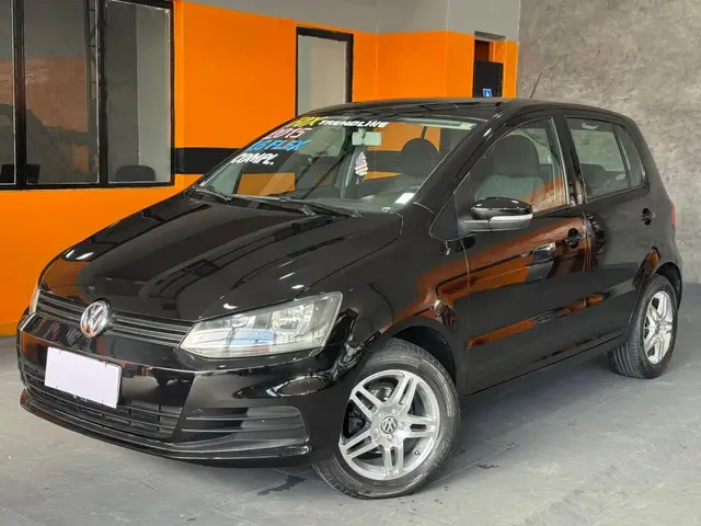 Carro Volkswagen Fox 2015 Trendline 1.6 MSI (Flex)