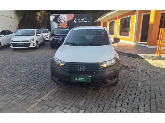 Carro Fiat Strada 2023 Endurance 1.4 Cabine Plus (Flex)