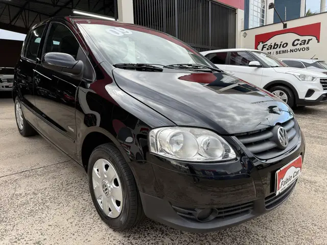 Carro Volkswagen Fox 2009 1.0 8V (Flex) 4p