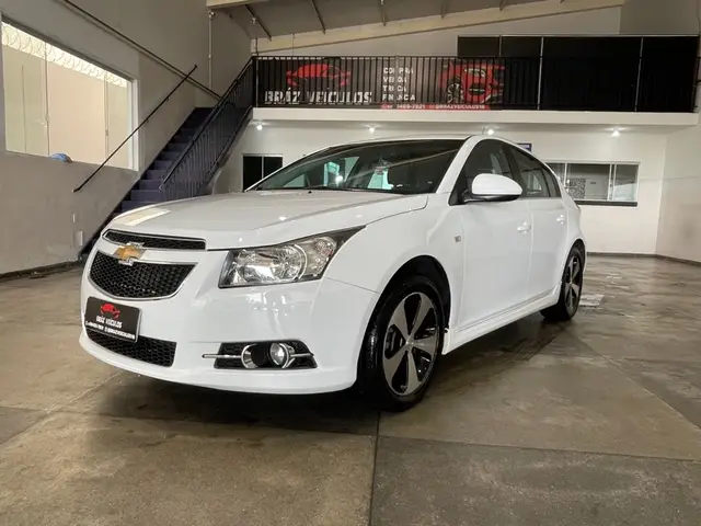 Carro Chevrolet Cruze Sport6 2014 LT 1.8 16V Ecotec (Flex)