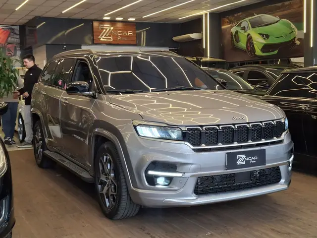 Carro Jeep Commander 2024 Overland 1.3 T270
