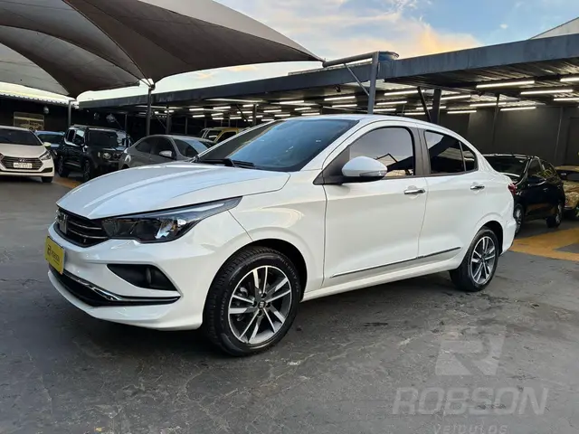 Carro Fiat Cronos 2023 Drive 1.3 (Flex) AT