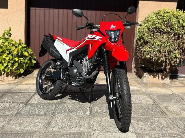 Moto Honda XR 300L 2025 Tornado