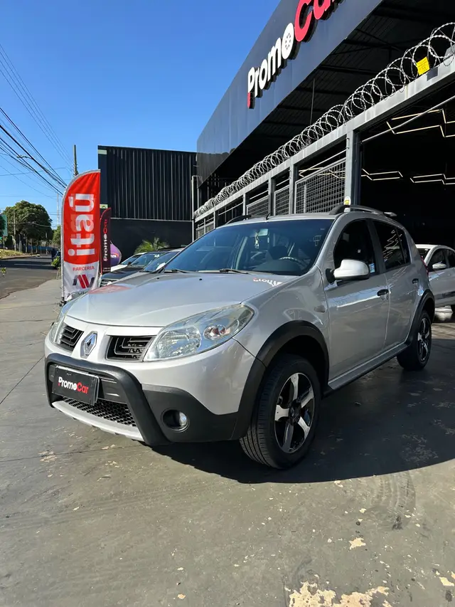 Carro Renault Sandero Stepway 2011 1.6 16V (Flex)