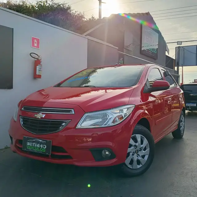 Carro Chevrolet Onix 2015 1.0 LT SPE/4