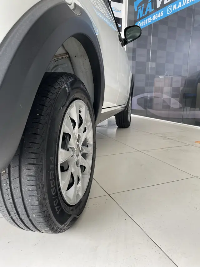 Carro Fiat Mobi 2023 Like 1.0 (Flex)