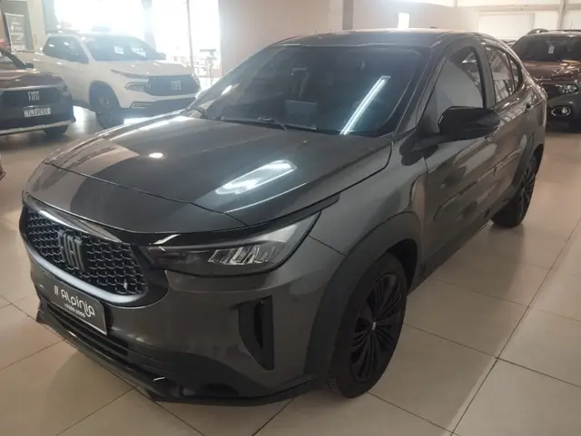 Carro Fiat Fastback 2025 Audace T200 Hybrid