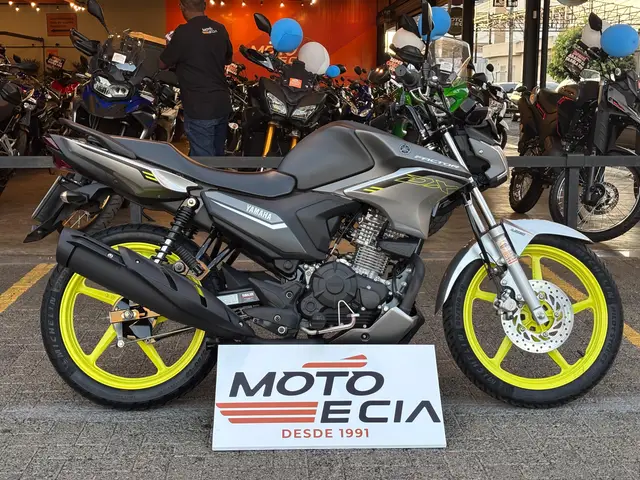 Moto Yamaha YBR 150 Factor 2025 DX