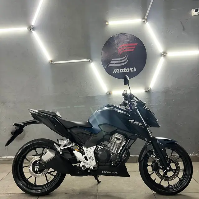 Moto Honda CB 300F Twister 2025 (ABS)