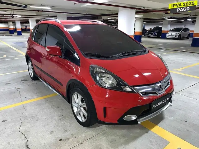 Carro Honda Fit 2013 Twist 1.5 16v (Flex)