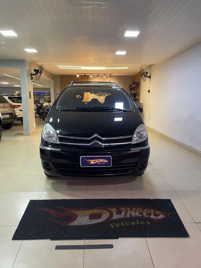 Carro Citroën Xsara Picasso 2010 Avatar 1.6 16V (flex)