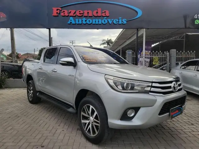 Carro Toyota Hilux Cabine Dupla 2017 Hilux 2.8 TDI SRX CD 4x4 (Aut)