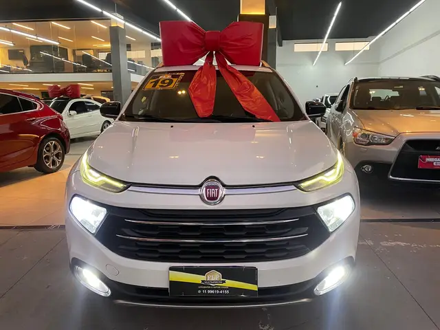 Carro Fiat Toro 2019 Volcano 2.0 diesel AT9 4x4