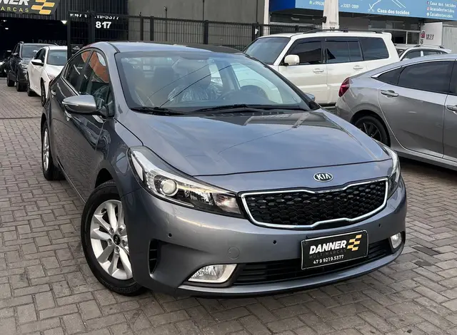 Carro Kia Cerato 2019 SX 1.6 (Aut) (Flex)