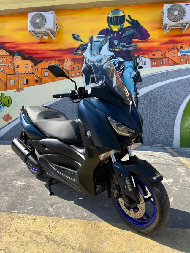 Moto Yamaha XMax 2023 ABS