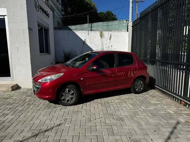 Carro Peugeot 207 2011 XR 1.4 (10 ANOS BRASIL)(Flex) 4p