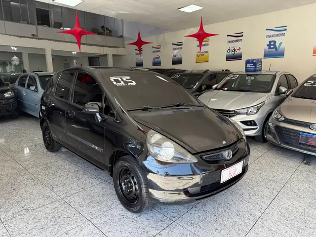 Carro Honda Fit 2005 LX 1.4
