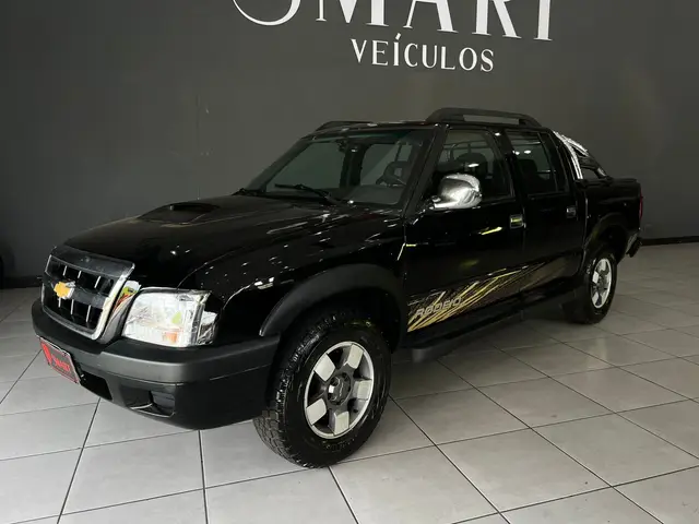 Carro Chevrolet S10 Cabine Dupla 2011 S10 Rodeio 2.4 Flexpower 4X2 (Cab Dupla)