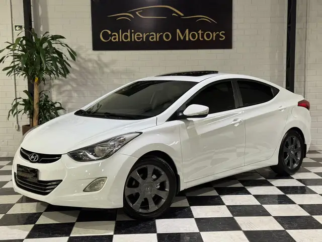 Carro Hyundai Elantra 2012 Sedan 1.8 GLS (aut)