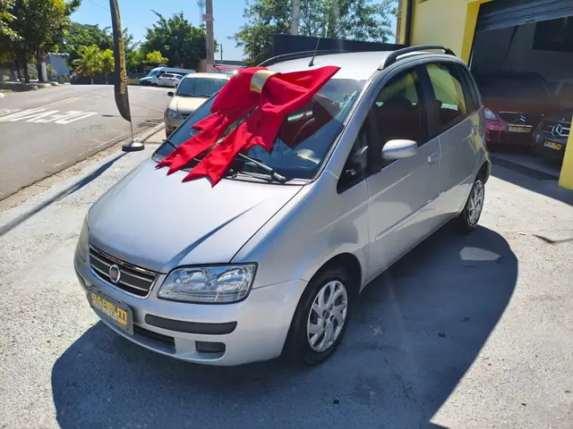 Carro Fiat Idea 2010 ELX 1.4 (Flex)