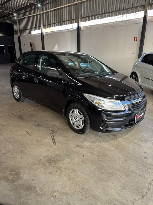 Carro Chevrolet Onix 2017 1.0 Joy SPE/4