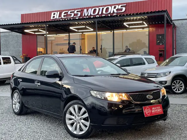 Carro Kia Cerato 2011 1.6 16V
