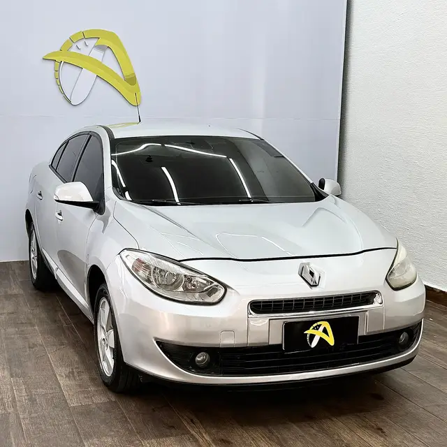 Carro Renault Fluence 2012 2.0 16V Dynamique (Aut) (Flex)