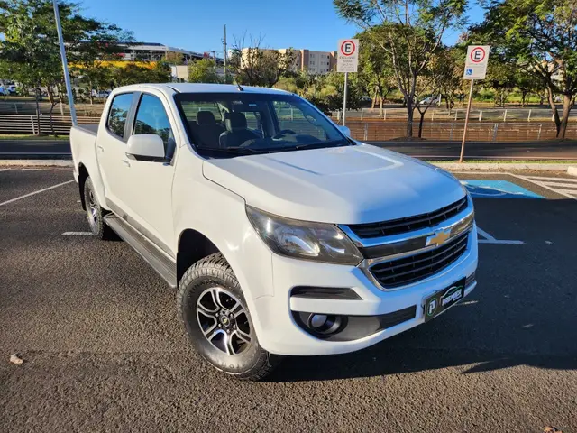 Carro Chevrolet S10 Cabine Dupla 2017 S10 2.8 CTDI LT 4WD (Cabine Dupla)