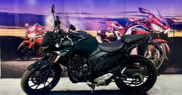 Moto Yamaha Fazer FZ25 2024 Flex