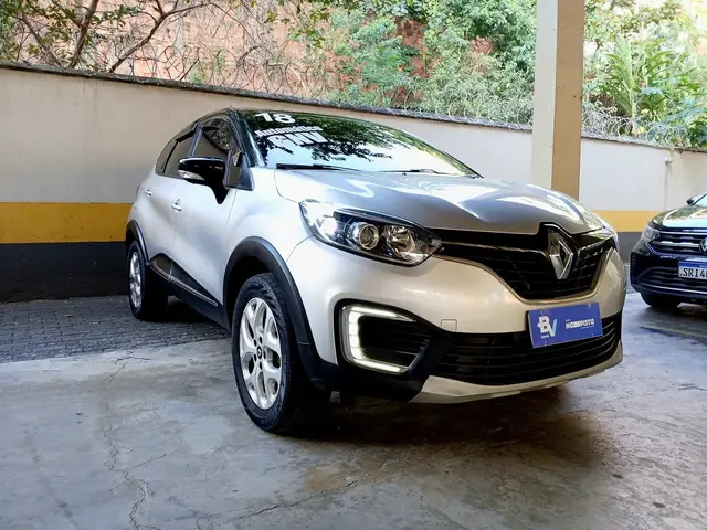 Carro Renault Captur 2018 Zen 1.6 16v SCe (Flex)