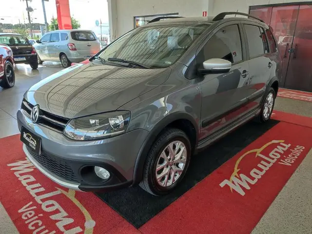 Carro Volkswagen SpaceCross 2014 1.6 8V (Flex)