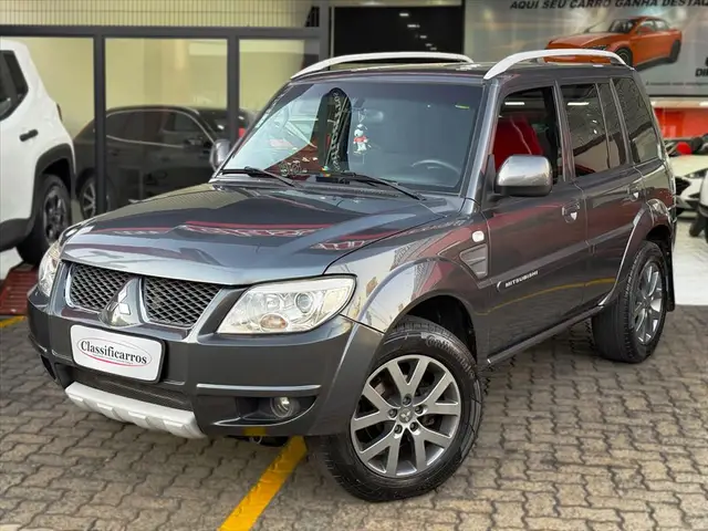 Carro Mitsubishi Pajero TR4 2015 2.0 16V 4x2 (Flex) (Aut)