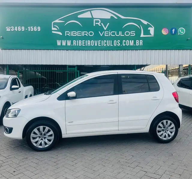 Carro Volkswagen Fox 2012 1.0 VHT (Flex) 4p