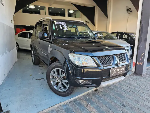 Carro Mitsubishi Pajero TR4 2013 2.0 16V 4x2 (Flex) (Aut)