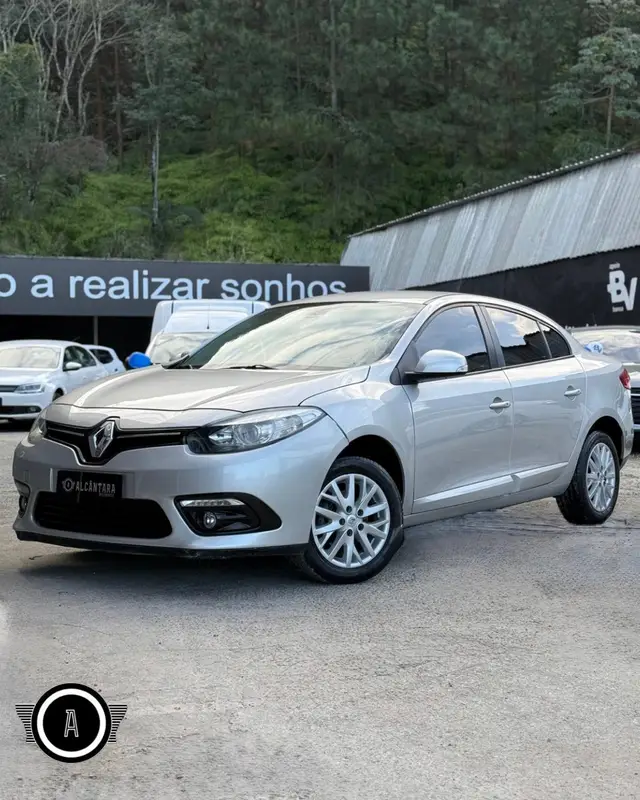 Carro Renault Fluence 2015 2.0 16V Dynamique X-Tronic (Aut) (Flex)