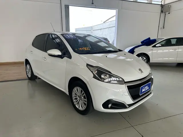 Carro Peugeot 208 2018 Active Pack 1.2 12V (Flex)
