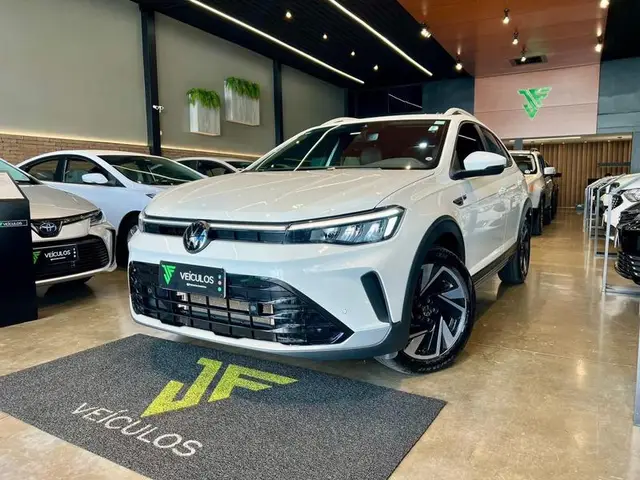 Carro Volkswagen Nivus 2025 Highline 200 TSI