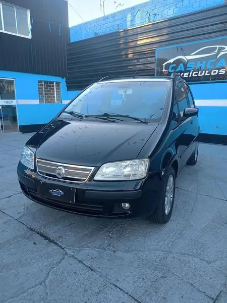 Carro Fiat Idea 2008 Adventure 1.8 (Flex)