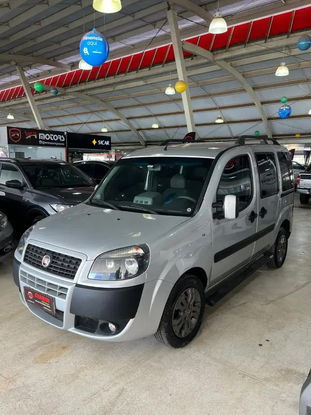 Carro Fiat Doblò 2021 Essence 1.8 16V (Flex)