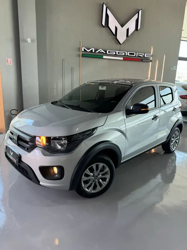 Carro Fiat Mobi 2025 Like 1.0