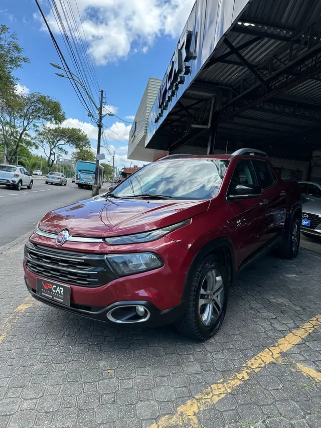 Carro Fiat Toro 2017 Volcano 2.0 diesel AT9 4x4