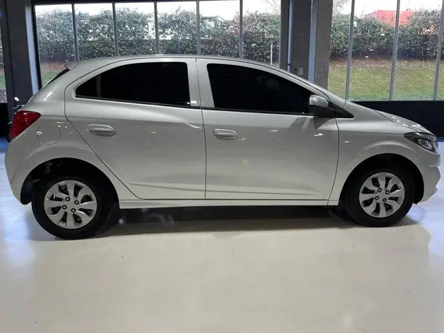 Carro Chevrolet Onix 2019 1.0 LT SPE/4